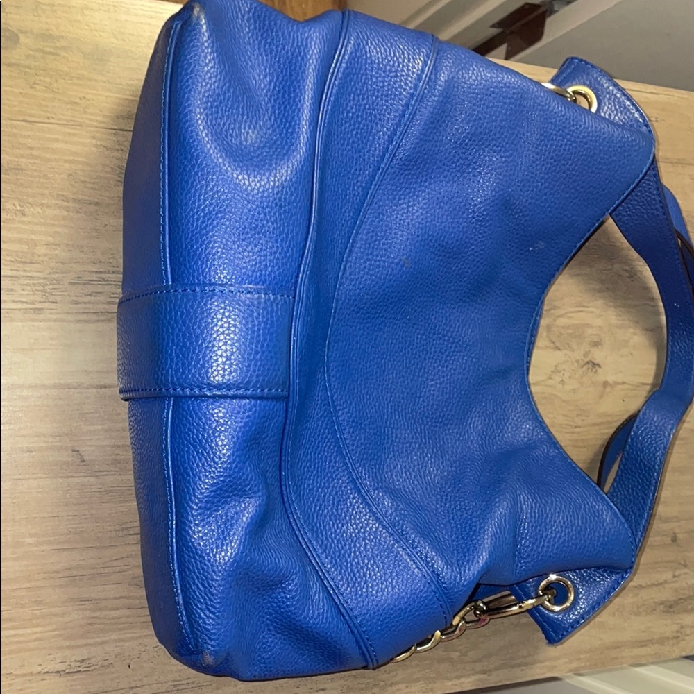 Michael Kors Blue Pebbled Leather Chain Shoulder Bag Gold Hardware - Picture 12 of 15